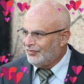 انا متزوج، 63 سنة هنا من أجل البحث عن شريك لتحقيق زواج متعدد تعرف عليّ أكثر من خلال بروفايلي، فربّ صدفة خير من ألف ميعاد.