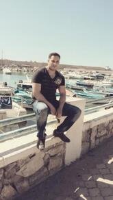 شكلي عضلي، 39 سنة هنا من أجل البحث عن شريك لتحقيق زواج عادي تعرف عليّ أكثر من خلال بروفايلي، فقد تكون الصدفة التي تجمعنا أفضل من ألف ميعاد.