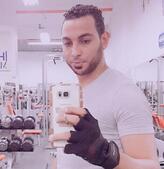انا u، 35 سنة هنا من أجل البحث عن شريك لتحقيق علاقة تعارف تعرف عليّ أكثر من خلال بروفايلي، فربّ صدفة خير من ألف ميعاد.
