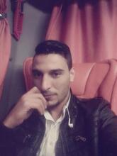 انا u، 31 سنة هنا من أجل البحث عن شريك لتحقيق زواج عادي تعرف عليّ أكثر من خلال بروفايلي، فربّ صدفة خير من ألف ميعاد.