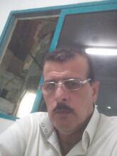 انا من الرمل، u، 58 سنة هنا من أجل البحث عن شريك لتحقيق زواج عادي تعرف عليّ أكثر من خلال بروفايلي، فربّ صدفة خير من ألف ميعاد.