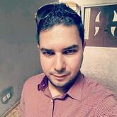 انا u، 40 سنة هنا من أجل البحث عن شريك لتحقيق زواج عادي تعرف عليّ أكثر من خلال بروفايلي، فربّ صدفة خير من ألف ميعاد.