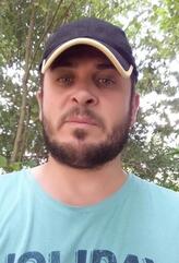 انا من Kassel، مطلق، 38 سنة هنا من أجل البحث عن شريك لتحقيق زواج عادي تعرف عليّ أكثر من خلال بروفايلي، فربّ صدفة خير من ألف ميعاد.