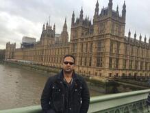 انا متزوج، 50 سنة هنا من أجل البحث عن شريك لتحقيق زواج متعدد تعرف عليّ أكثر من خلال بروفايلي، فربّ صدفة خير من ألف ميعاد.