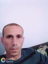 انا من Setif، u، 45 سنة هنا من أجل البحث عن شريك لتحقيق زواج متعدد تعرف عليّ أكثر من خلال بروفايلي، فربّ صدفة خير من ألف ميعاد.