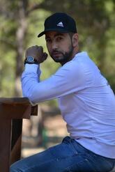انا من oujda، أعزب، 43 سنة هنا من أجل البحث عن شريك لتحقيق زواج عادي تعرف عليّ أكثر من خلال بروفايلي، فربّ صدفة خير من ألف ميعاد.