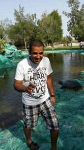 انا مطلق، 46 سنة هنا من أجل البحث عن شريك لتحقيق زواج عادي تعرف عليّ أكثر من خلال بروفايلي، فربّ صدفة خير من ألف ميعاد.