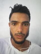 انا u، 36 سنة هنا من أجل البحث عن شريك لتحقيق زواج عادي تعرف عليّ أكثر من خلال بروفايلي، فربّ صدفة خير من ألف ميعاد.