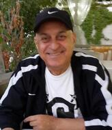 انا من جبل لبنان، أرمل، 68 سنة هنا من أجل البحث عن شريك لتحقيق علاقة تعارف تعرف عليّ أكثر من خلال بروفايلي، فربّ صدفة خير من ألف ميعاد.