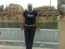 انا u، 31 سنة هنا من أجل البحث عن شريك لتحقيق زواج عادي تعرف عليّ أكثر من خلال بروفايلي، فربّ صدفة خير من ألف ميعاد.