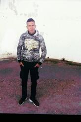 انا من سليانة، أعزب، 28 سنة هنا من أجل البحث عن شريك لتحقيق زواج عادي تعرف عليّ أكثر من خلال بروفايلي، فربّ صدفة خير من ألف ميعاد.