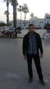 انا من غرداية، مطلق، 40 سنة هنا من أجل البحث عن شريك لتحقيق زواج عادي تعرف عليّ أكثر من خلال بروفايلي، فربّ صدفة خير من ألف ميعاد.