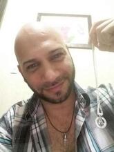 انا من sao paulo، أعزب، 48 سنة هنا من أجل البحث عن شريك لتحقيق زواج عادي تعرف عليّ أكثر من خلال بروفايلي، فربّ صدفة خير من ألف ميعاد.