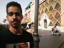 انا من العيون، أعزب، 30 سنة هنا من أجل البحث عن شريك لتحقيق زواج عادي تعرف عليّ أكثر من خلال بروفايلي، فربّ صدفة خير من ألف ميعاد.