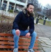 انا من berlin، أعزب، 27 سنة هنا من أجل البحث عن شريك لتحقيق زواج عادي تعرف عليّ أكثر من خلال بروفايلي، فربّ صدفة خير من ألف ميعاد.