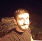 انا أعزب، 35 سنة هنا من أجل البحث عن شريك لتحقيق زواج عادي تعرف عليّ أكثر من خلال بروفايلي، فربّ صدفة خير من ألف ميعاد.