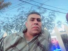 انا أرمل، 50 سنة هنا من أجل البحث عن شريك لتحقيق زواج عادي تعرف عليّ أكثر من خلال بروفايلي، فربّ صدفة خير من ألف ميعاد.