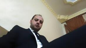 انا متزوج، 44 سنة هنا من أجل البحث عن شريك لتحقيق زواج عادي تعرف عليّ أكثر من خلال بروفايلي، فربّ صدفة خير من ألف ميعاد.