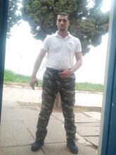انا من Tiznit، أعزب، 37 سنة هنا من أجل البحث عن شريك لتحقيق زواج عادي تعرف عليّ أكثر من خلال بروفايلي، فربّ صدفة خير من ألف ميعاد.