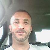 انا مطلق، 47 سنة هنا من أجل البحث عن شريك لتحقيق زواج عادي تعرف عليّ أكثر من خلال بروفايلي، فربّ صدفة خير من ألف ميعاد.