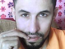 شكلي متناسق، 43 سنة هنا من أجل البحث عن شريك لتحقيق علاقة تعارف تعرف عليّ أكثر من خلال بروفايلي، فقد تكون الصدفة التي تجمعنا أفضل من ألف ميعاد.