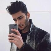 انا أعزب، 34 سنة هنا من أجل البحث عن شريك لتحقيق زواج عادي تعرف عليّ أكثر من خلال بروفايلي، فربّ صدفة خير من ألف ميعاد.