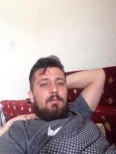 انا من كركوك، مطلق، 40 سنة هنا من أجل البحث عن شريك لتحقيق زواج عادي تعرف عليّ أكثر من خلال بروفايلي، فربّ صدفة خير من ألف ميعاد.