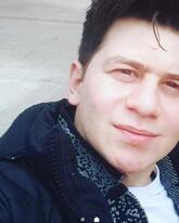 انا أعزب، 33 سنة هنا من أجل البحث عن شريك لتحقيق زواج عادي تعرف عليّ أكثر من خلال بروفايلي، فربّ صدفة خير من ألف ميعاد.