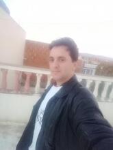 انا من maghnia، أعزب، 41 سنة هنا من أجل البحث عن شريك لتحقيق زواج عادي تعرف عليّ أكثر من خلال بروفايلي، فربّ صدفة خير من ألف ميعاد.