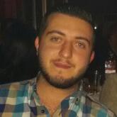 انا أعزب، 32 سنة هنا من أجل البحث عن شريك لتحقيق زواج عادي تعرف عليّ أكثر من خلال بروفايلي، فربّ صدفة خير من ألف ميعاد.