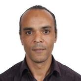 انا من tunis، مطلق، 53 سنة هنا من أجل البحث عن شريك لتحقيق زواج عادي تعرف عليّ أكثر من خلال بروفايلي، فربّ صدفة خير من ألف ميعاد.