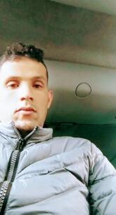 انا من الاغواط، أعزب، 41 سنة هنا من أجل البحث عن شريك لتحقيق زواج عادي تعرف عليّ أكثر من خلال بروفايلي، فربّ صدفة خير من ألف ميعاد.