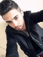 انا من بن عروس، أعزب، 30 سنة هنا من أجل البحث عن شريك لتحقيق زواج عادي تعرف عليّ أكثر من خلال بروفايلي، فربّ صدفة خير من ألف ميعاد.