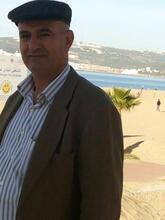 انا متزوج، 47 سنة هنا من أجل البحث عن شريك لتحقيق زواج عادي تعرف عليّ أكثر من خلال بروفايلي، فربّ صدفة خير من ألف ميعاد.