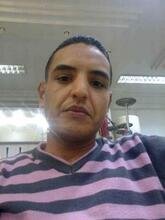انا من صفاقس، أعزب، 41 سنة هنا من أجل البحث عن شريك لتحقيق زواج عادي تعرف عليّ أكثر من خلال بروفايلي، فربّ صدفة خير من ألف ميعاد.