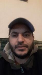 انا من بنزرت، مطلق، 47 سنة هنا من أجل البحث عن شريك لتحقيق زواج عادي تعرف عليّ أكثر من خلال بروفايلي، فربّ صدفة خير من ألف ميعاد.