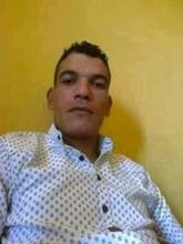 انا من كيفان، أعزب، 38 سنة هنا من أجل البحث عن شريك لتحقيق زواج عادي تعرف عليّ أكثر من خلال بروفايلي، فربّ صدفة خير من ألف ميعاد.