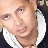 انا من البحر الاحمر، متزوج، 39 سنة هنا من أجل البحث عن شريك لتحقيق زواج عادي تعرف عليّ أكثر من خلال بروفايلي، فربّ صدفة خير من ألف ميعاد.