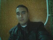 انا من maghnia، أعزب، 35 سنة هنا من أجل البحث عن شريك لتحقيق زواج عادي تعرف عليّ أكثر من خلال بروفايلي، فربّ صدفة خير من ألف ميعاد.