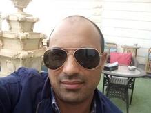 انا من عنيزة، متزوج، 41 سنة هنا من أجل البحث عن شريك لتحقيق زواج عادي تعرف عليّ أكثر من خلال بروفايلي، فربّ صدفة خير من ألف ميعاد.