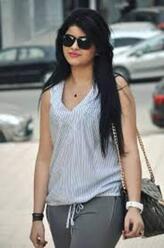 انا من OUJDA، عزباء، 31 سنة هنا من أجل البحث عن شريك لتحقيق زواج عادي تعرف عليّ أكثر من خلال بروفايلي، فربّ صدفة خير من ألف ميعاد.