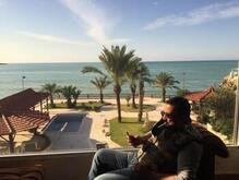 انا أعزب، 43 سنة هنا من أجل البحث عن شريك لتحقيق زواج عادي تعرف عليّ أكثر من خلال بروفايلي، فربّ صدفة خير من ألف ميعاد.