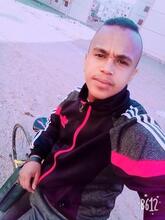 انا من مدينه نصر، أعزب، 27 سنة هنا من أجل البحث عن شريك لتحقيق زواج عادي تعرف عليّ أكثر من خلال بروفايلي، فربّ صدفة خير من ألف ميعاد.