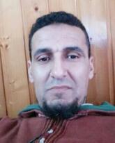 انا مطلق، 50 سنة هنا من أجل البحث عن شريك لتحقيق زواج عادي تعرف عليّ أكثر من خلال بروفايلي، فربّ صدفة خير من ألف ميعاد.