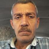انا متزوج، 55 سنة هنا من أجل البحث عن شريك لتحقيق زواج عادي تعرف عليّ أكثر من خلال بروفايلي، فربّ صدفة خير من ألف ميعاد.