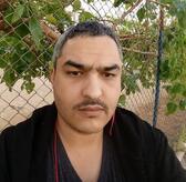 انا أعزب، 41 سنة هنا من أجل البحث عن شريك لتحقيق زواج عادي تعرف عليّ أكثر من خلال بروفايلي، فربّ صدفة خير من ألف ميعاد.