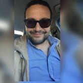 انا من بوجدور، أعزب، 48 سنة هنا من أجل البحث عن شريك لتحقيق زواج عادي تعرف عليّ أكثر من خلال بروفايلي، فربّ صدفة خير من ألف ميعاد.