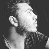 انا أعزب، 27 سنة هنا من أجل البحث عن شريك لتحقيق زواج عادي تعرف عليّ أكثر من خلال بروفايلي، فربّ صدفة خير من ألف ميعاد.