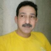 انا أرمل، 57 سنة هنا من أجل البحث عن شريك لتحقيق زواج عادي تعرف عليّ أكثر من خلال بروفايلي، فربّ صدفة خير من ألف ميعاد.