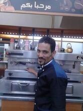 انا من جلفة، مطلق، 44 سنة هنا من أجل البحث عن شريك لتحقيق زواج عادي تعرف عليّ أكثر من خلال بروفايلي، فربّ صدفة خير من ألف ميعاد.